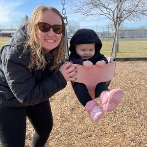 Meet your Posher, Emily